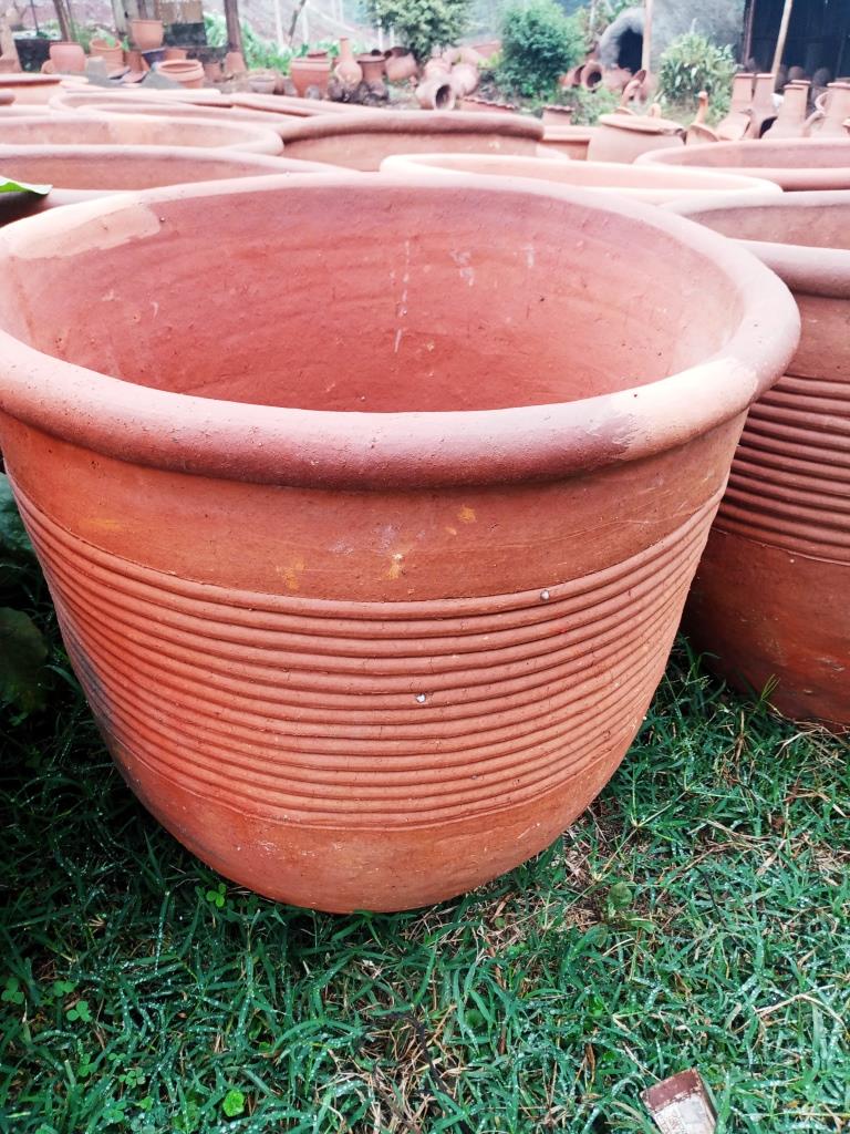 Clay pot